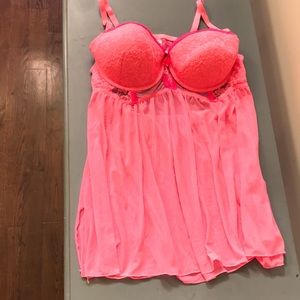 LADY XLARGE nitie or under your fav sheer top. Adjustable straps VIBRANT COLOR❤️